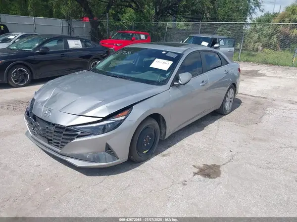 5NPLP4AG4PH117220 2023 HYUNDAI ELANTRA - Image 2