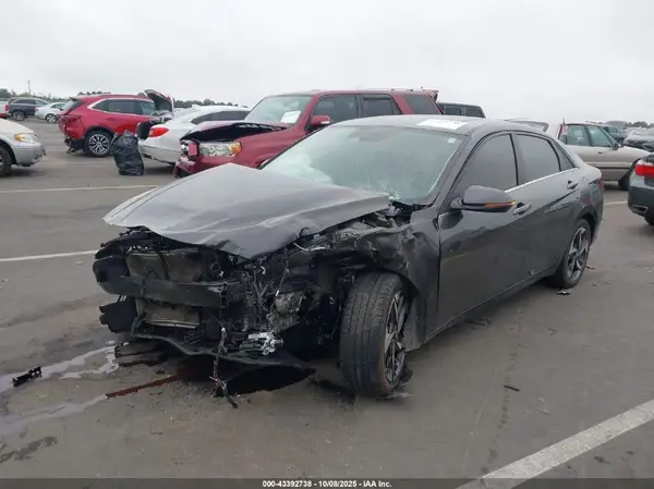 5NPLP4AG4PH117895 2023 HYUNDAI ELANTRA - Image 2