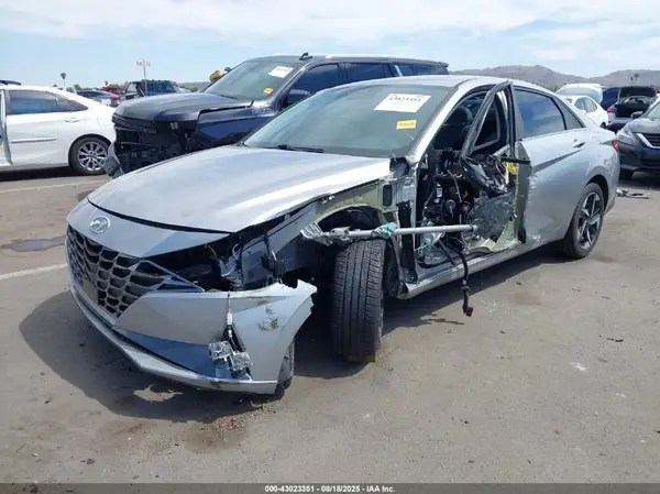5NPLP4AG5MH037050 2021 HYUNDAI ELANTRA - Image 2