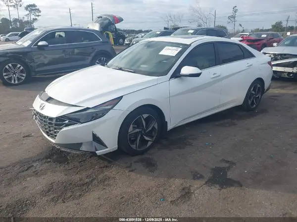 5NPLP4AG5MH040935 2021 HYUNDAI ELANTRA - Image 2