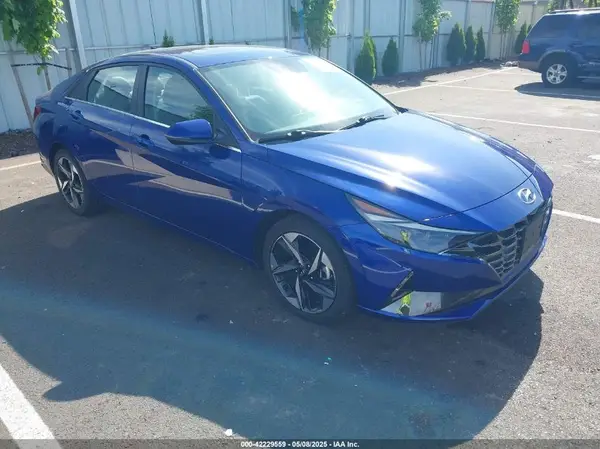 5NPLP4AG5NH059597 2022 HYUNDAI ELANTRA - Image 1