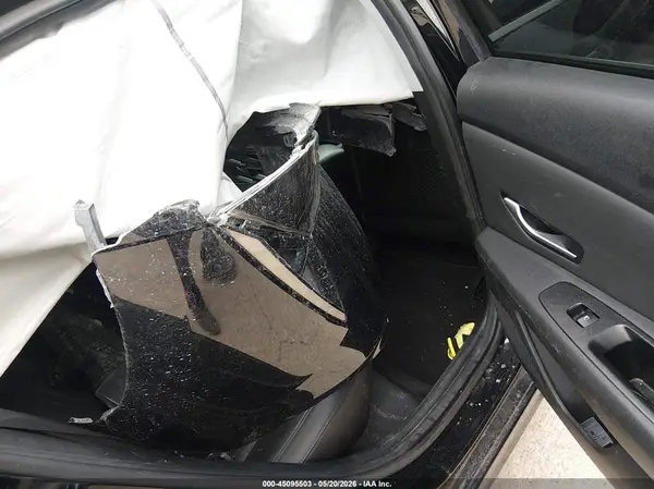 5NPLP4AG5NH068705 2022 HYUNDAI ELANTRA - Image 8