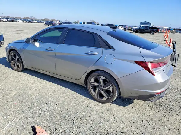 5NPLP4AG5NH072348 2022 HYUNDAI ELANTRA - Image 2