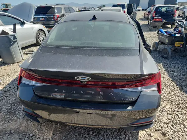2023 HYUNDAI ELANTRA auction photo 6
