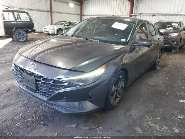 5NPLP4AG5PH114021 2023 HYUNDAI ELANTRA - Image 2