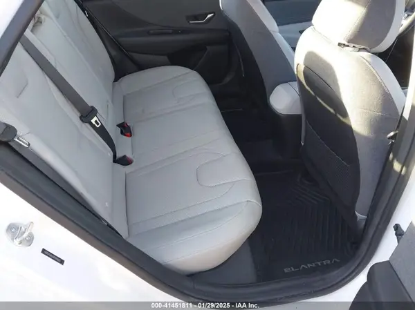 5NPLP4AG5PH114603 2023 HYUNDAI ELANTRA - Image 8