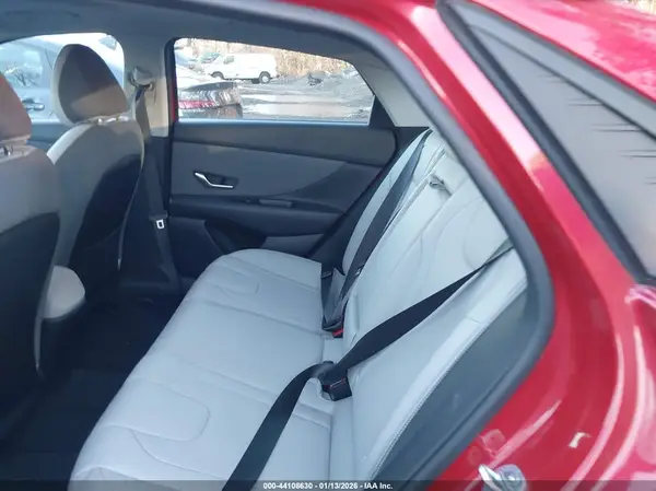 5NPLP4AG6MH026140 2021 HYUNDAI ELANTRA - Image 8