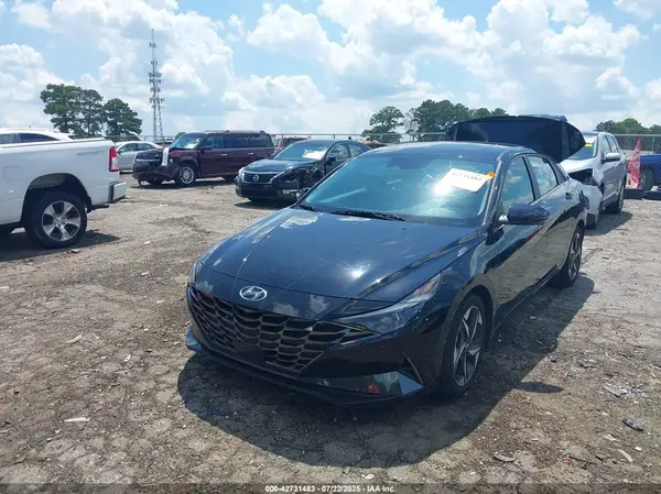 5NPLP4AG6PH111502 2023 HYUNDAI ELANTRA - Image 2
