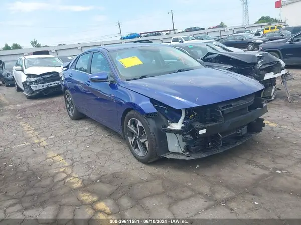 5NPLP4AG7NH067250 2022 HYUNDAI ELANTRA - Image 1