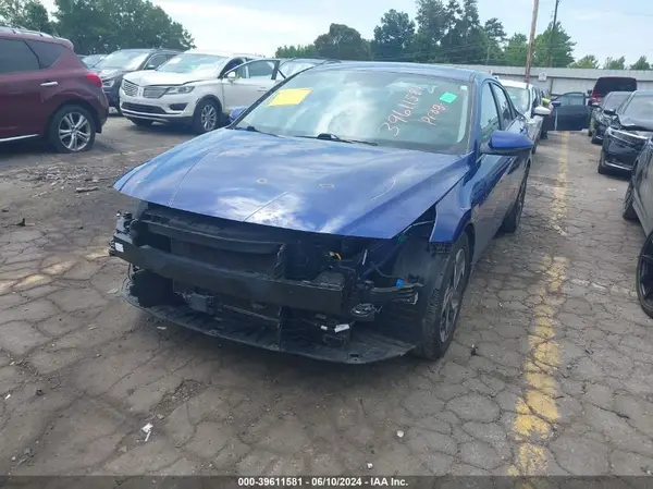 5NPLP4AG7NH067250 2022 HYUNDAI ELANTRA - Image 2