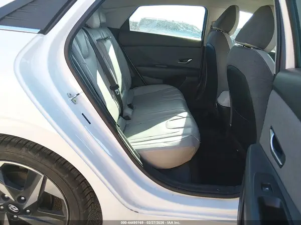 5NPLP4AG7NH073016 2022 HYUNDAI ELANTRA - Image 8