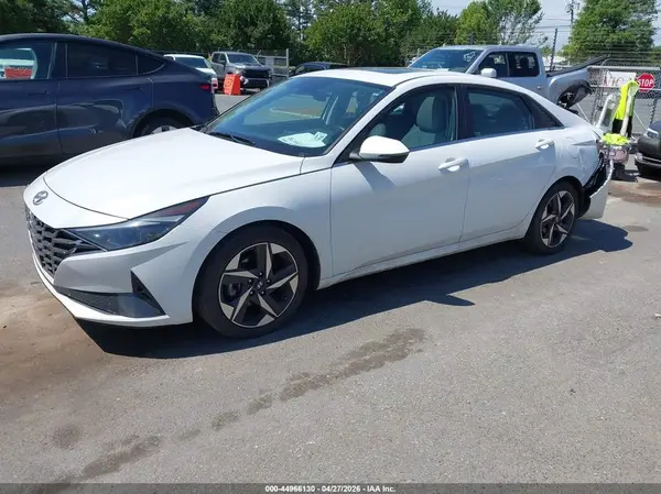 5NPLP4AG7NH074084 2022 HYUNDAI ELANTRA - Image 2