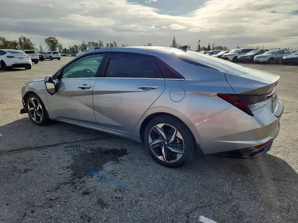 5NPLP4AG7NH083691 2022 HYUNDAI ELANTRA - Image 2