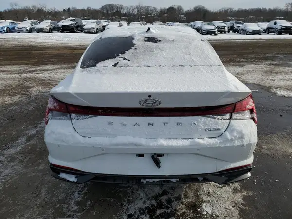 2021 HYUNDAI ELANTRA auction photo 6