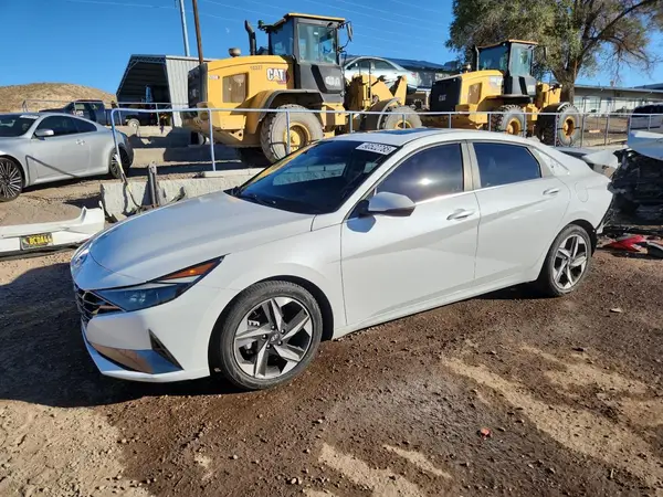 5NPLP4AG8NH055690 2022 HYUNDAI ELANTRA - Image 1