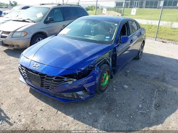 5NPLP4AG8NH059237 2022 HYUNDAI ELANTRA - Image 2