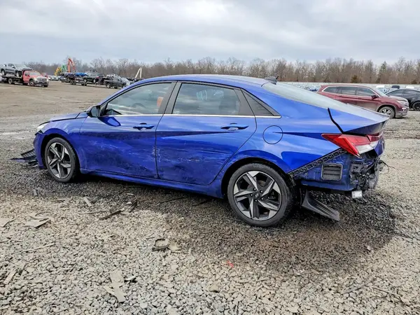5NPLP4AG8NH069962 2022 HYUNDAI ELANTRA - Image 2