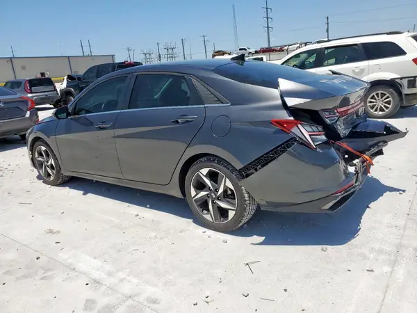 5NPLP4AG8NH071453 2022 HYUNDAI ELANTRA - Image 2