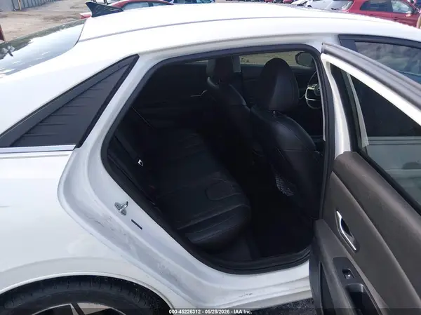 5NPLP4AG8NH073994 2022 HYUNDAI ELANTRA - Image 8
