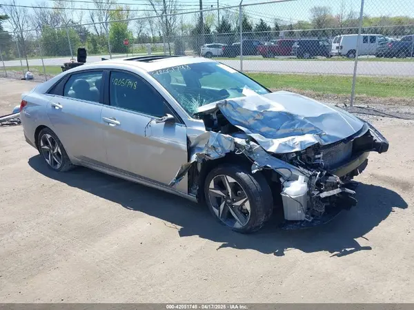 5NPLP4AG8NH078032 2022 HYUNDAI ELANTRA - Image 1