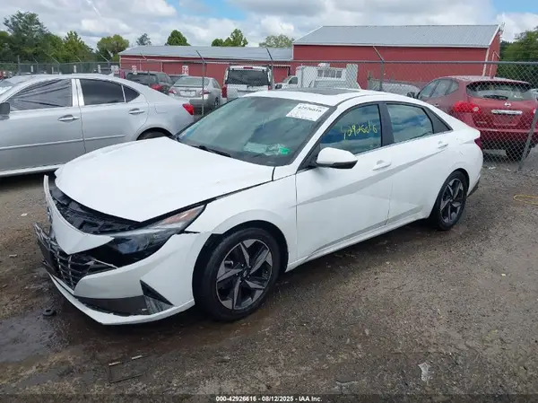 5NPLP4AG8PH109704 2023 HYUNDAI ELANTRA - Image 2