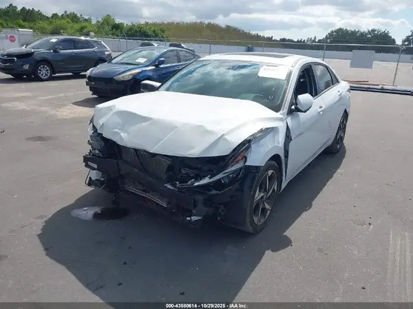 5NPLP4AG9MH019165 2021 HYUNDAI ELANTRA - Image 2