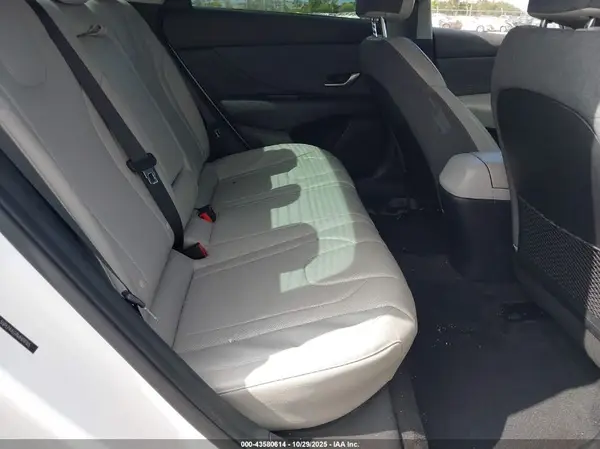 5NPLP4AG9MH019165 2021 HYUNDAI ELANTRA - Image 8