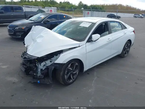 5NPLP4AG9MH019702 2021 HYUNDAI ELANTRA - Image 2