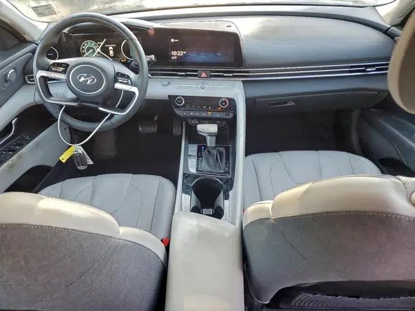 5NPLP4AG9MH037617 2021 HYUNDAI ELANTRA - Image 8