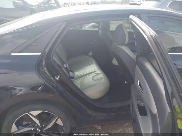 5NPLP4AGXMH017103 2021 HYUNDAI ELANTRA - Image 8