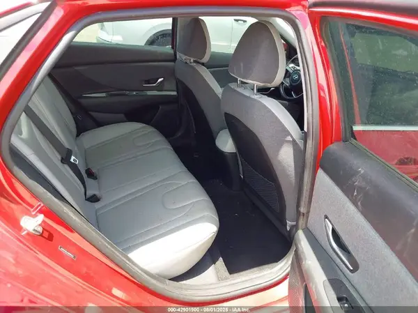5NPLP4AGXNH069641 2022 HYUNDAI ELANTRA - Image 8