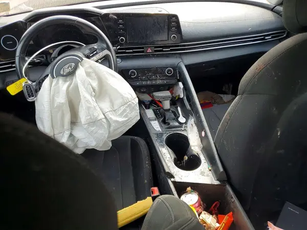 5NPLS4AG0MH021806 2021 HYUNDAI ELANTRA - Image 8