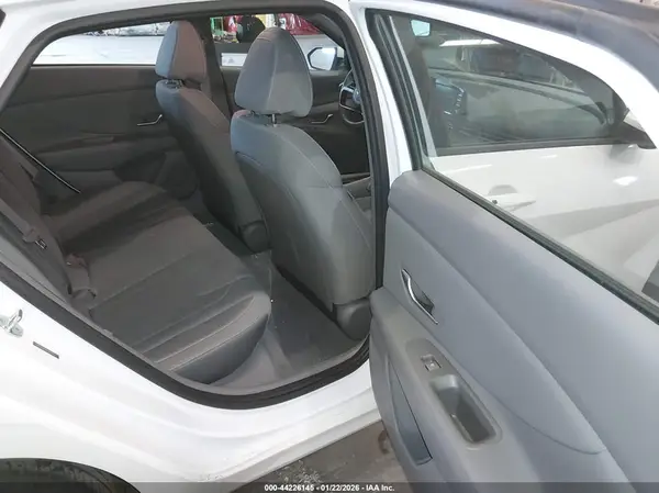 5NPLS4AG0MH032756 2021 HYUNDAI ELANTRA - Image 8