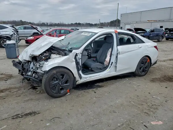 5NPLS4AG0NH053849 2022 HYUNDAI ELANTRA - Image 1