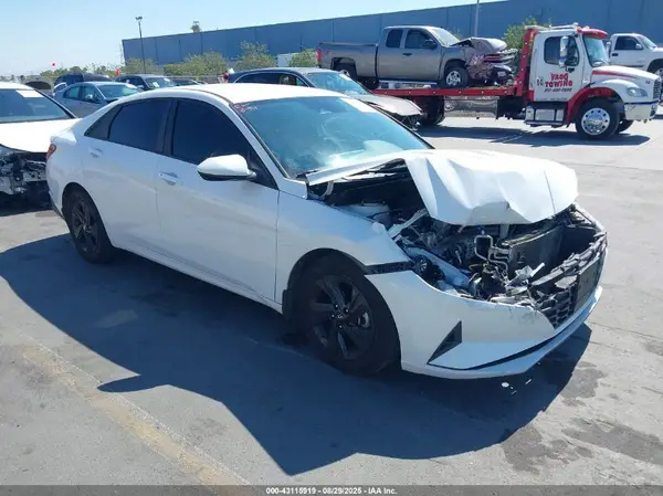 5NPLS4AG0NH054001 2022 HYUNDAI ELANTRA - Image 1