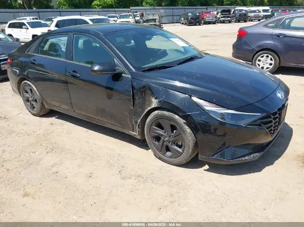 5NPLS4AG0NH054886 2022 HYUNDAI ELANTRA - Image 1