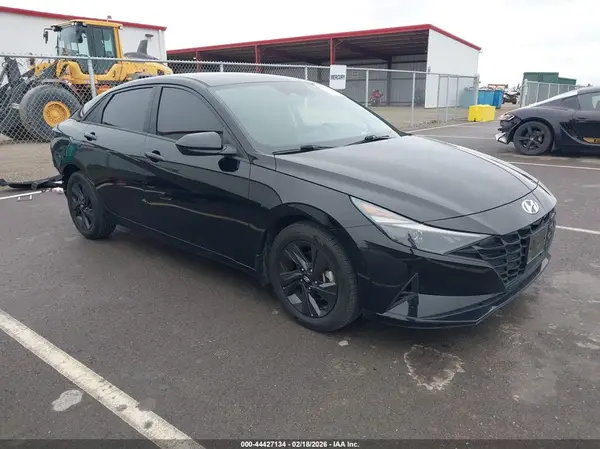 5NPLS4AG0NH066049 2022 HYUNDAI ELANTRA - Image 1