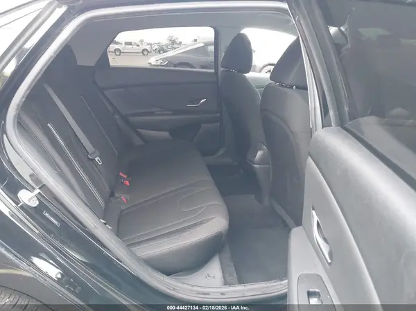 5NPLS4AG0NH066049 2022 HYUNDAI ELANTRA - Image 8