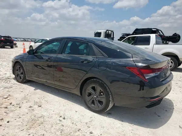5NPLS4AG0NH066052 2022 HYUNDAI ELANTRA - Image 2