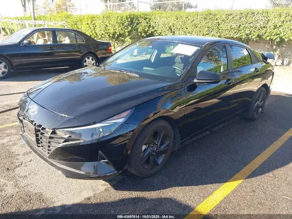 5NPLS4AG0NH076239 2022 HYUNDAI ELANTRA - Image 2