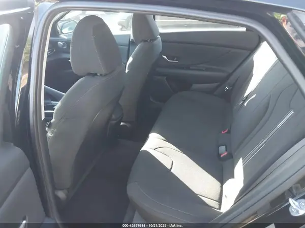 5NPLS4AG0NH076239 2022 HYUNDAI ELANTRA - Image 8