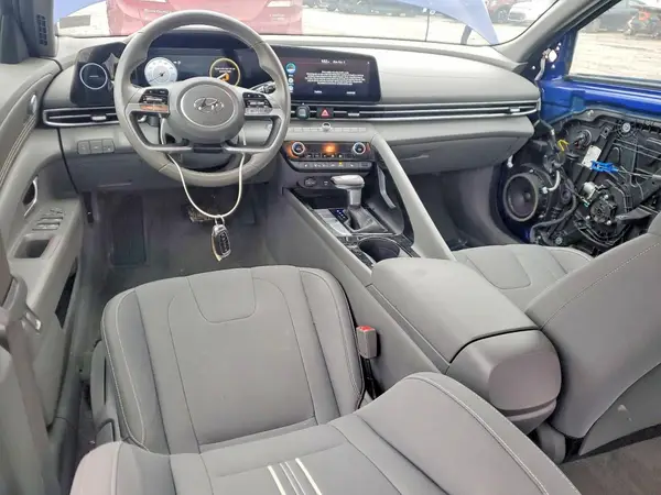 5NPLS4AG0PH100154 2023 HYUNDAI ELANTRA - Image 8