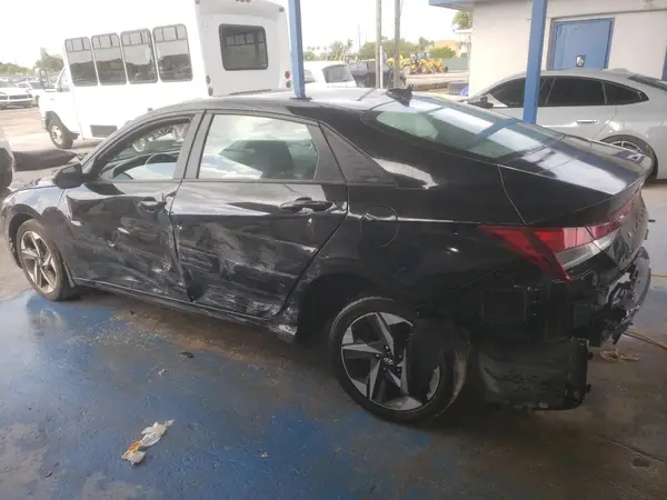 5NPLS4AG0PH109792 2023 HYUNDAI ELANTRA - Image 2