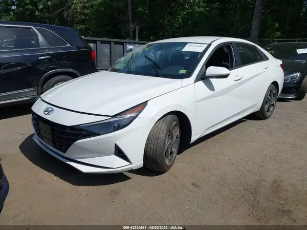 5NPLS4AG0PH112059 2023 HYUNDAI ELANTRA - Image 2