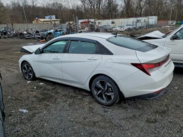 5NPLS4AG0PH113115 2023 HYUNDAI ELANTRA - Image 2
