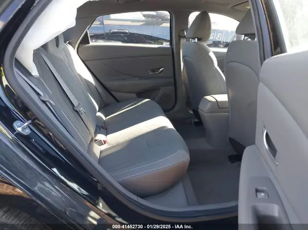 5NPLS4AG0PH116967 2023 HYUNDAI ELANTRA - Image 8