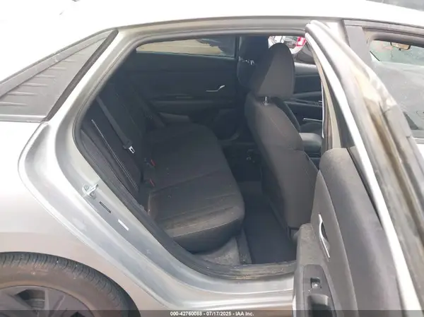 5NPLS4AG1MH032541 2021 HYUNDAI ELANTRA - Image 8