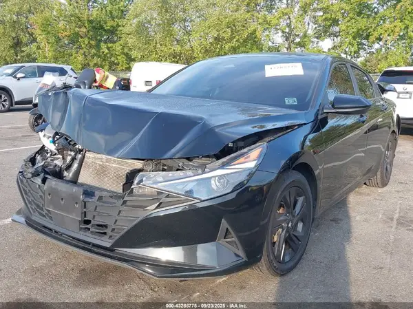 5NPLS4AG1MH052031 2021 HYUNDAI ELANTRA - Image 2