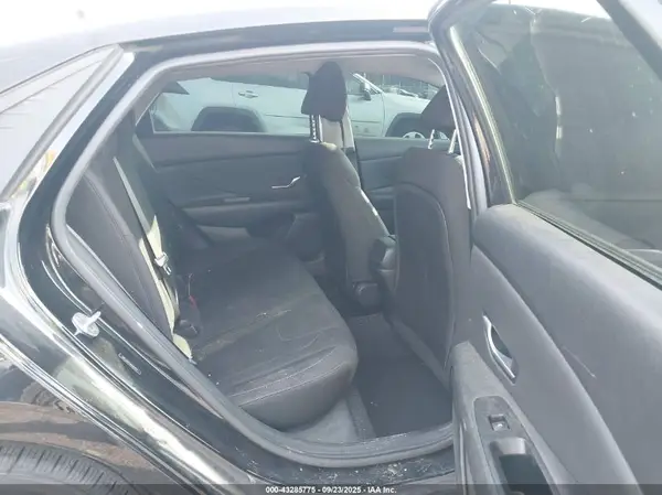5NPLS4AG1MH052031 2021 HYUNDAI ELANTRA - Image 8