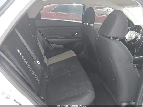5NPLS4AG1NH058171 2022 HYUNDAI ELANTRA - Image 8